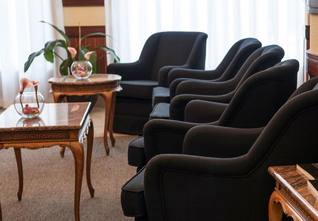 פונפרדה Hotel Madrid Bierzo מראה חיצוני תמונה