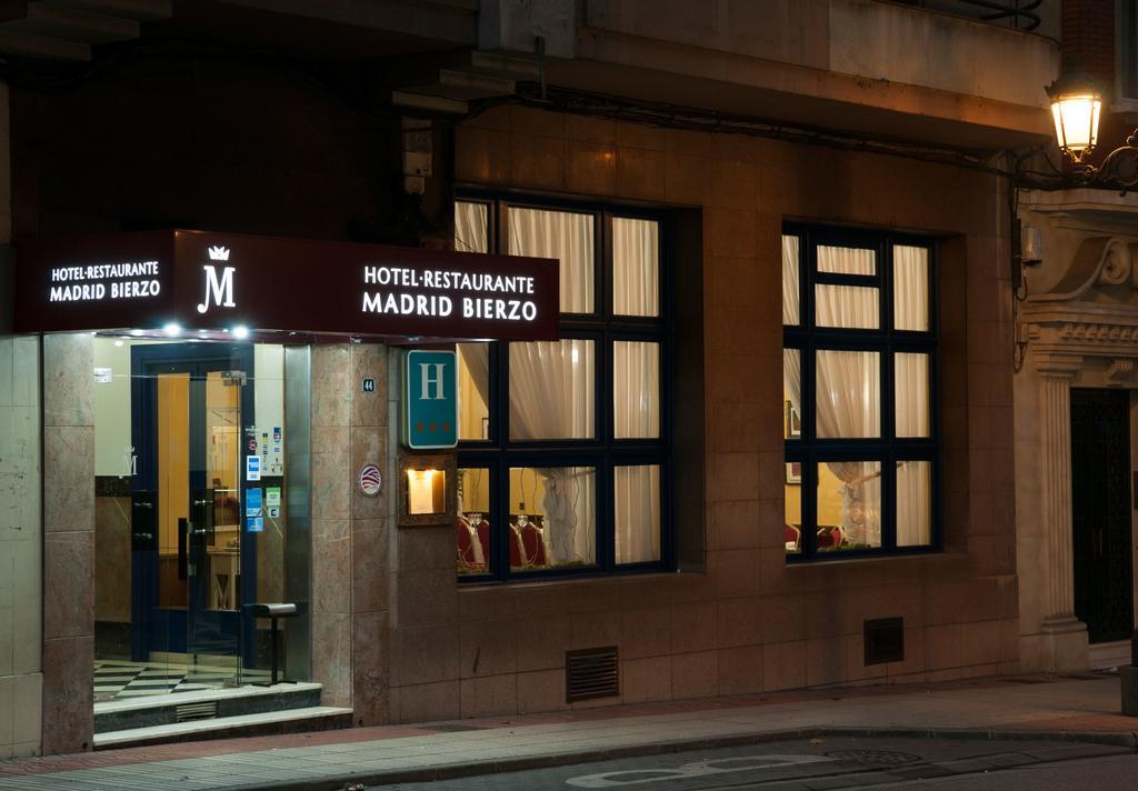 פונפרדה Hotel Madrid Bierzo מראה חיצוני תמונה