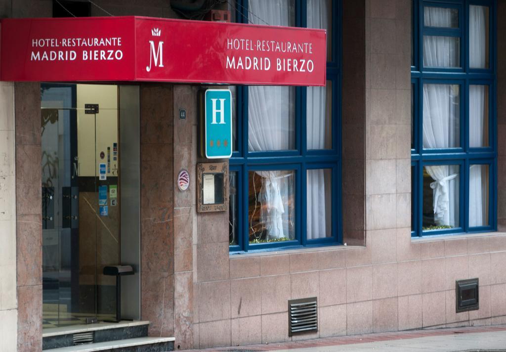 פונפרדה Hotel Madrid Bierzo מראה חיצוני תמונה