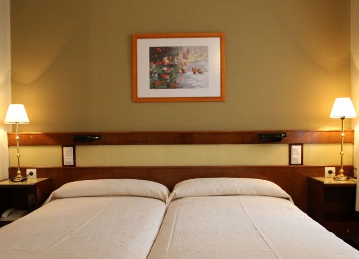 פונפרדה Hotel Madrid Bierzo מראה חיצוני תמונה